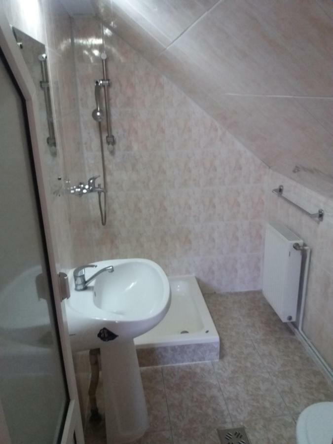 فندق Casa Elena موغيتْشي دي يوس المظهر الخارجي الصورة