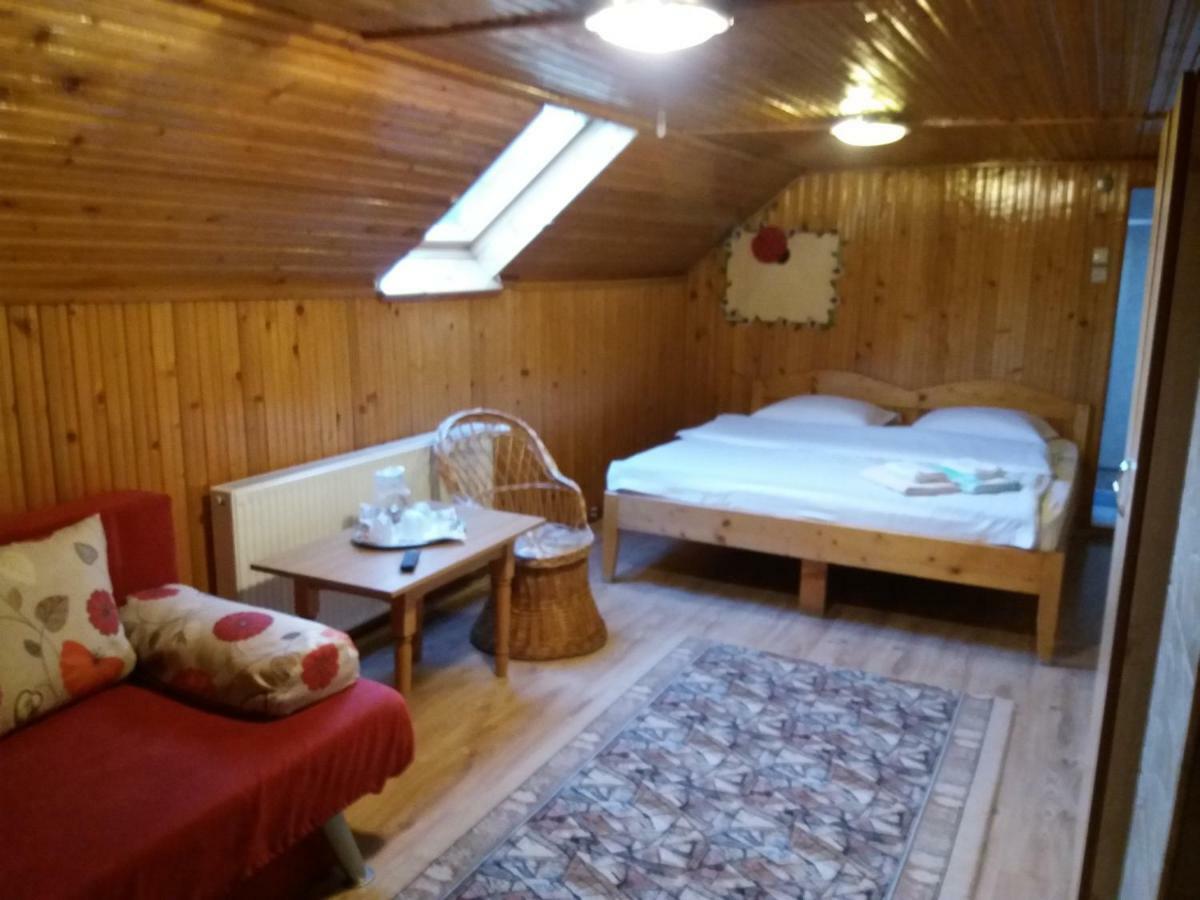 فندق Casa Elena موغيتْشي دي يوس المظهر الخارجي الصورة